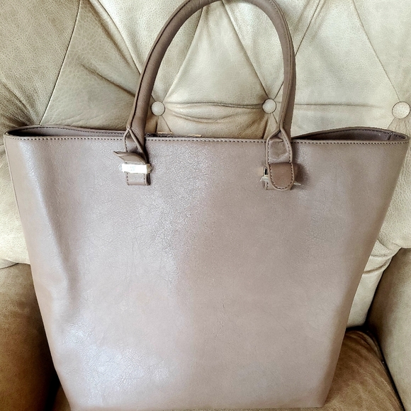 JustFab Leather Tote Bags - Picture 3 of 6
